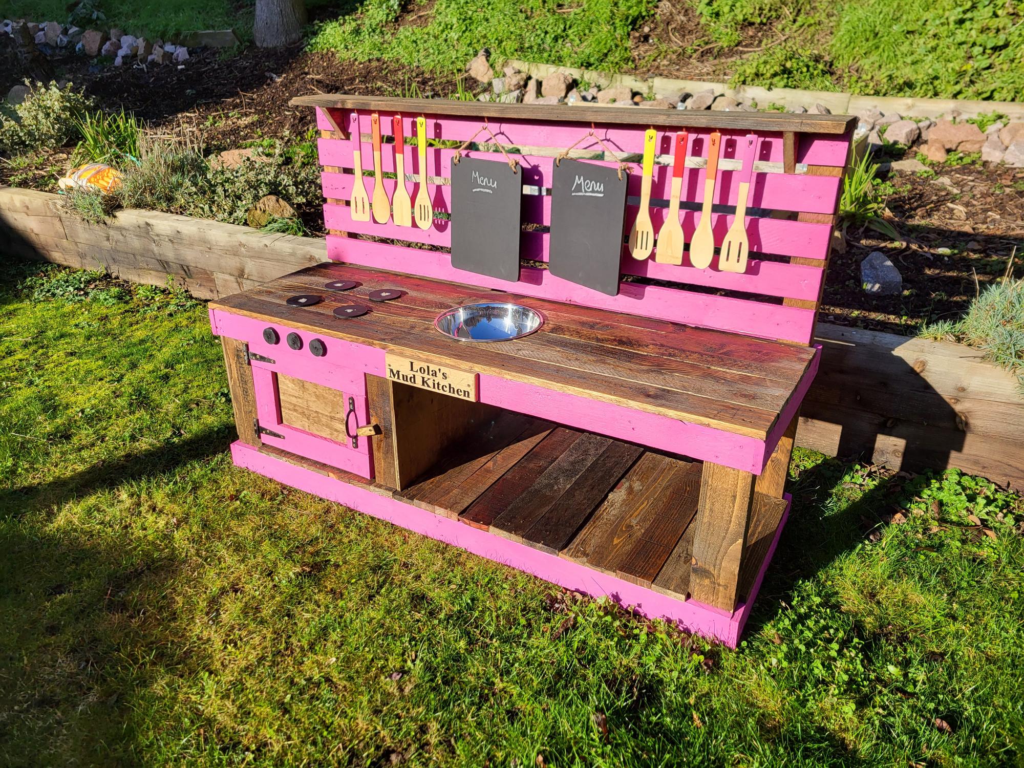 Triple Mud Kitchen with oven