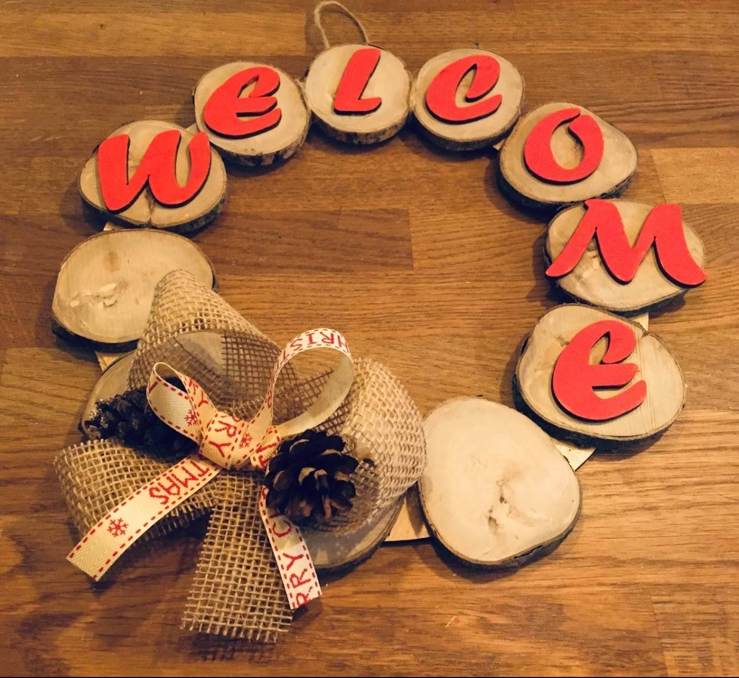 Log Slice Welcome Wreath