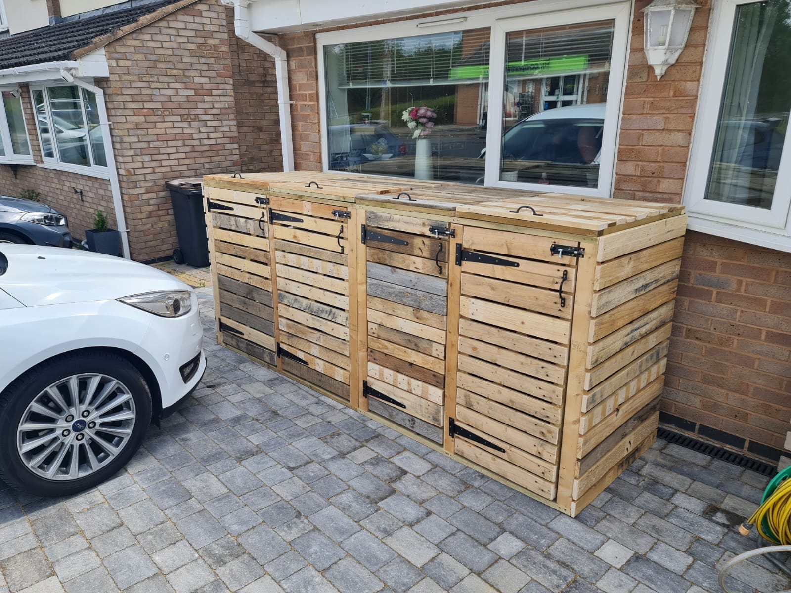 Outdoor Storage & Furniture colour scheme